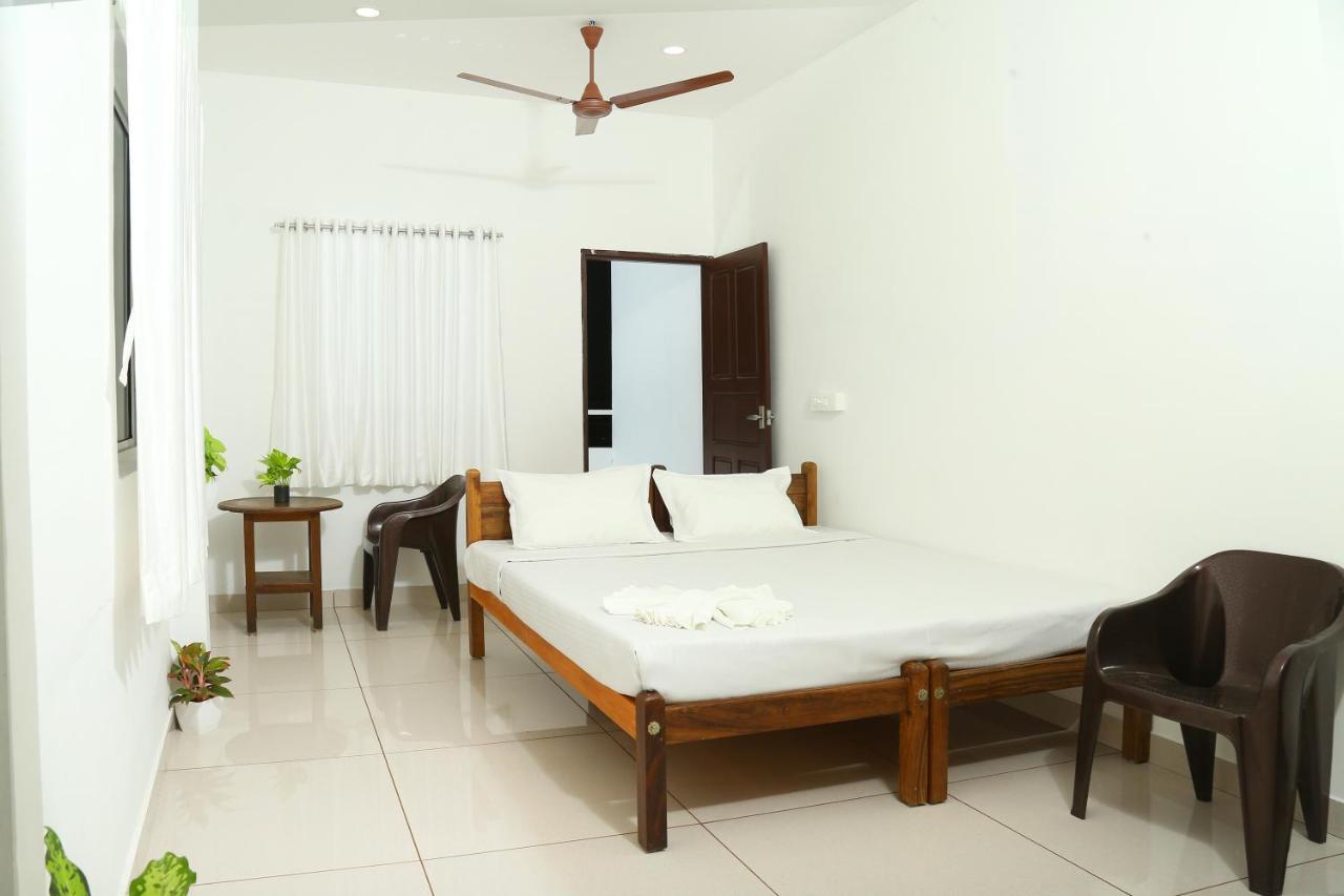 Bethesda Inn Kochi Exterior foto