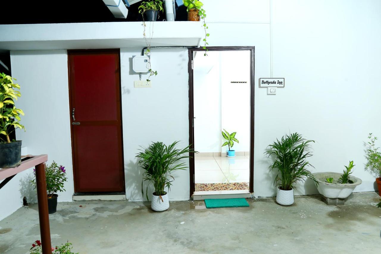 Bethesda Inn Kochi Exterior foto