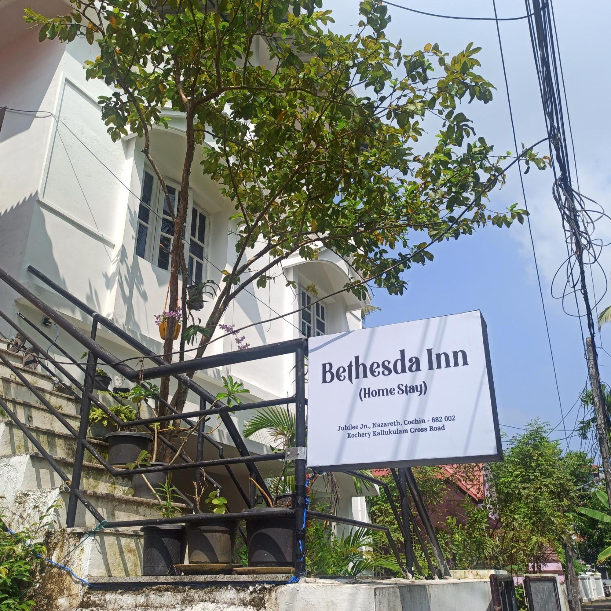 Bethesda Inn Kochi Exterior foto