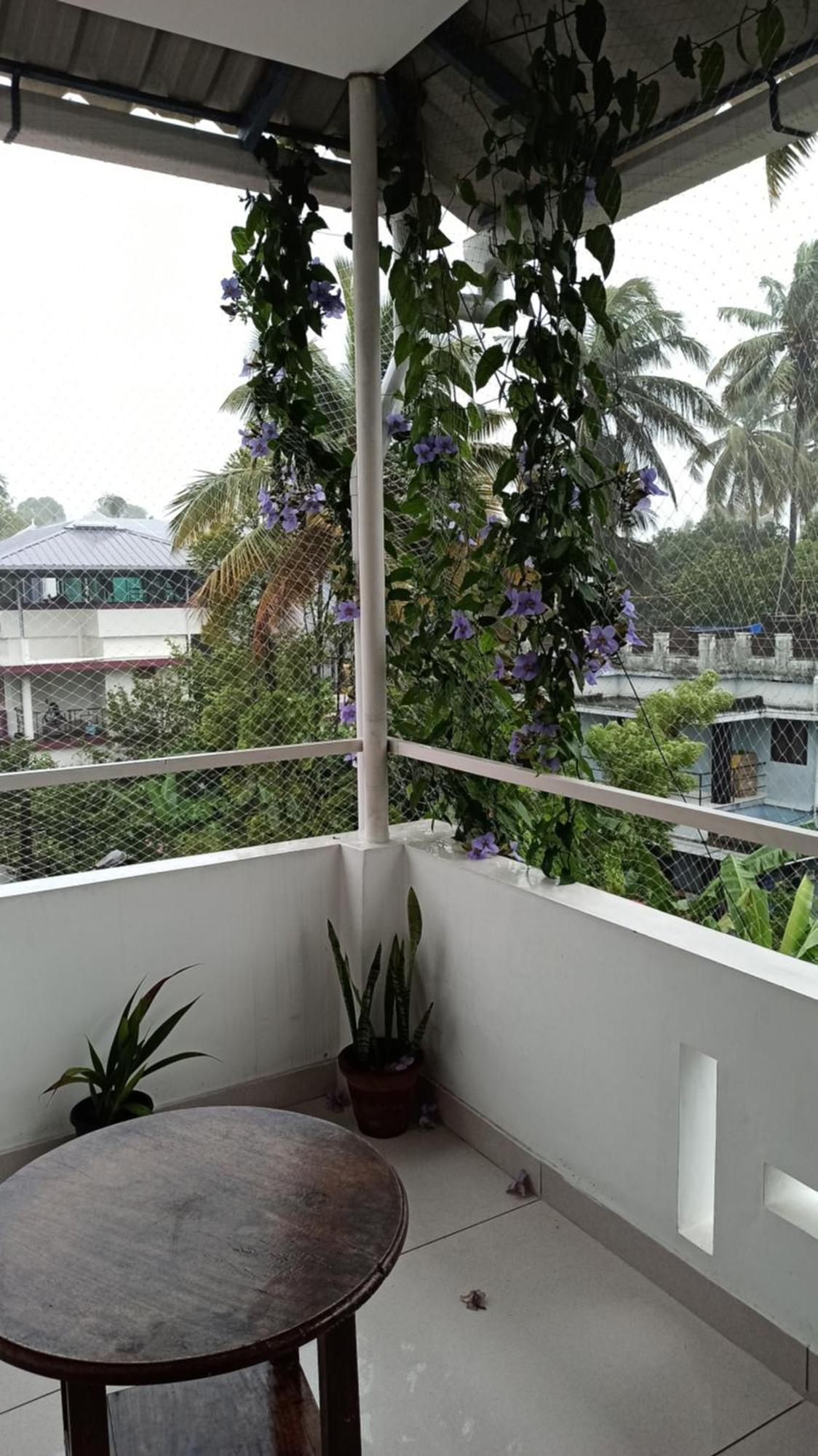 Bethesda Inn Kochi Exterior foto